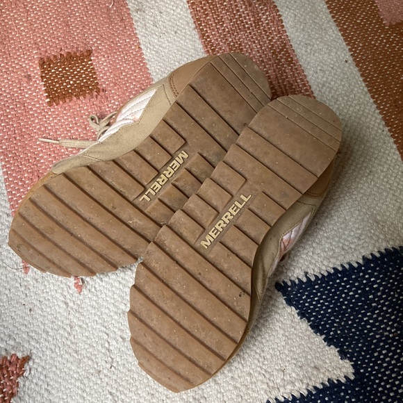 Women’s Merril Alpine Sneaker - Picture 3 of 6